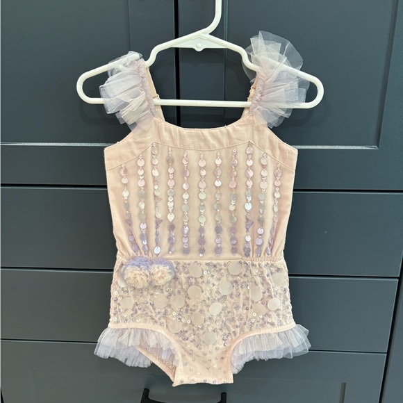 Tutu du Monde Onesie 12-18 months GUC